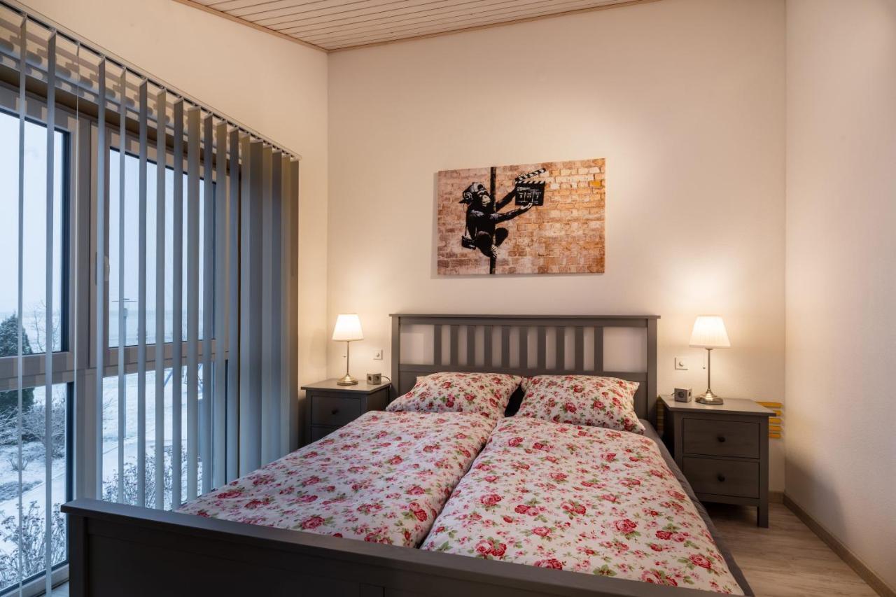 Gemuetliche Ferienwohnung Mit Panoramablick Muttensweiler Exterior foto